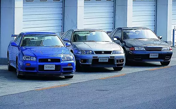 「ひと昔前の不人気グレードまで目玉が飛び出る高額っぷり！　新車価格超えもゴロゴロの国産中古スポーツ４選」の画像