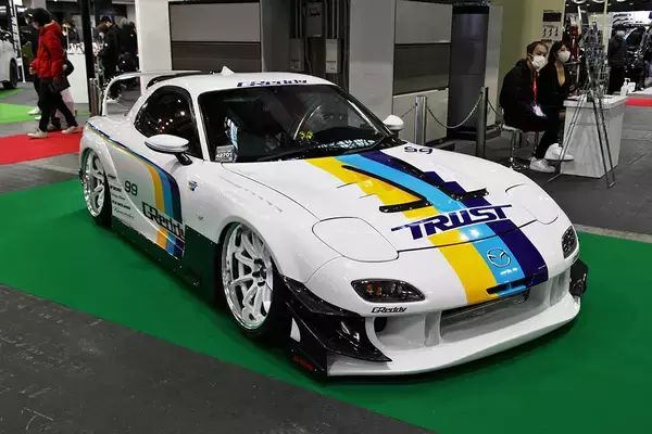 「ひと昔前の不人気グレードまで目玉が飛び出る高額っぷり！　新車価格超えもゴロゴロの国産中古スポーツ４選」の画像