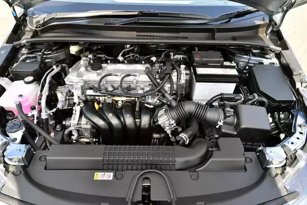 「クルマ好き感涙の「ターボ＋MT」なのに庶民でも買える「安かろう良かろう」モデル４選」の画像