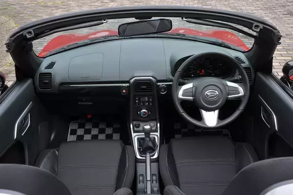 「クルマ好き感涙の「ターボ＋MT」なのに庶民でも買える「安かろう良かろう」モデル４選」の画像