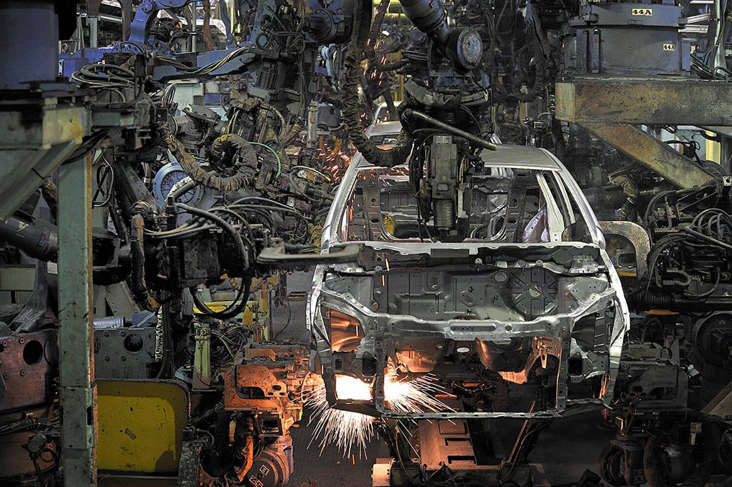 なんで同時に発売しない？　最近のクルマが小出しに「グレード」を登場させるワケ