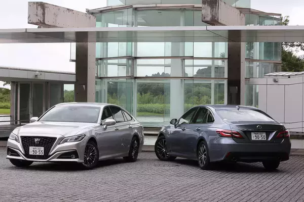 「SUV化の噂もあればセダン生き残り説もあるクラウン！　15代の歴史を一気見せ」の画像