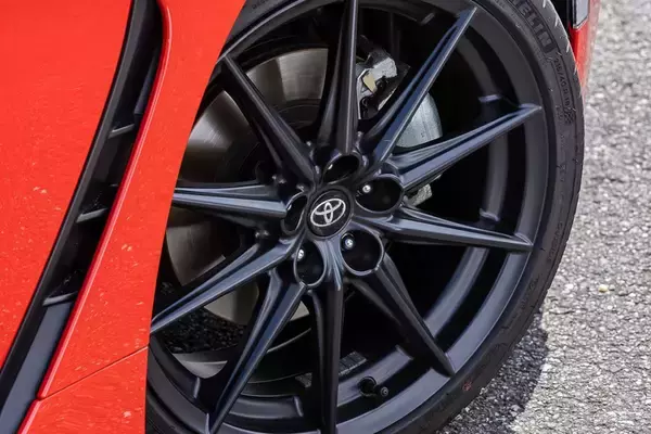 「人気のFRスポーツ「トヨタ86／GR86」！　詳細と進化の歴史を解説」の画像