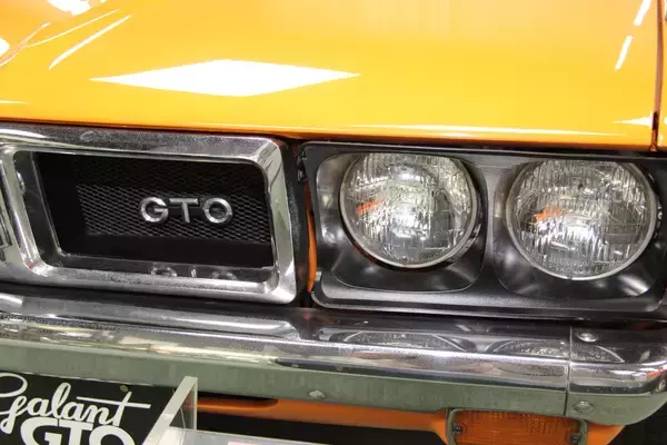 「なんだこの「全部載せ」感ある車名は！　三菱コルトギャランGTOという激シブクーペとは」の画像