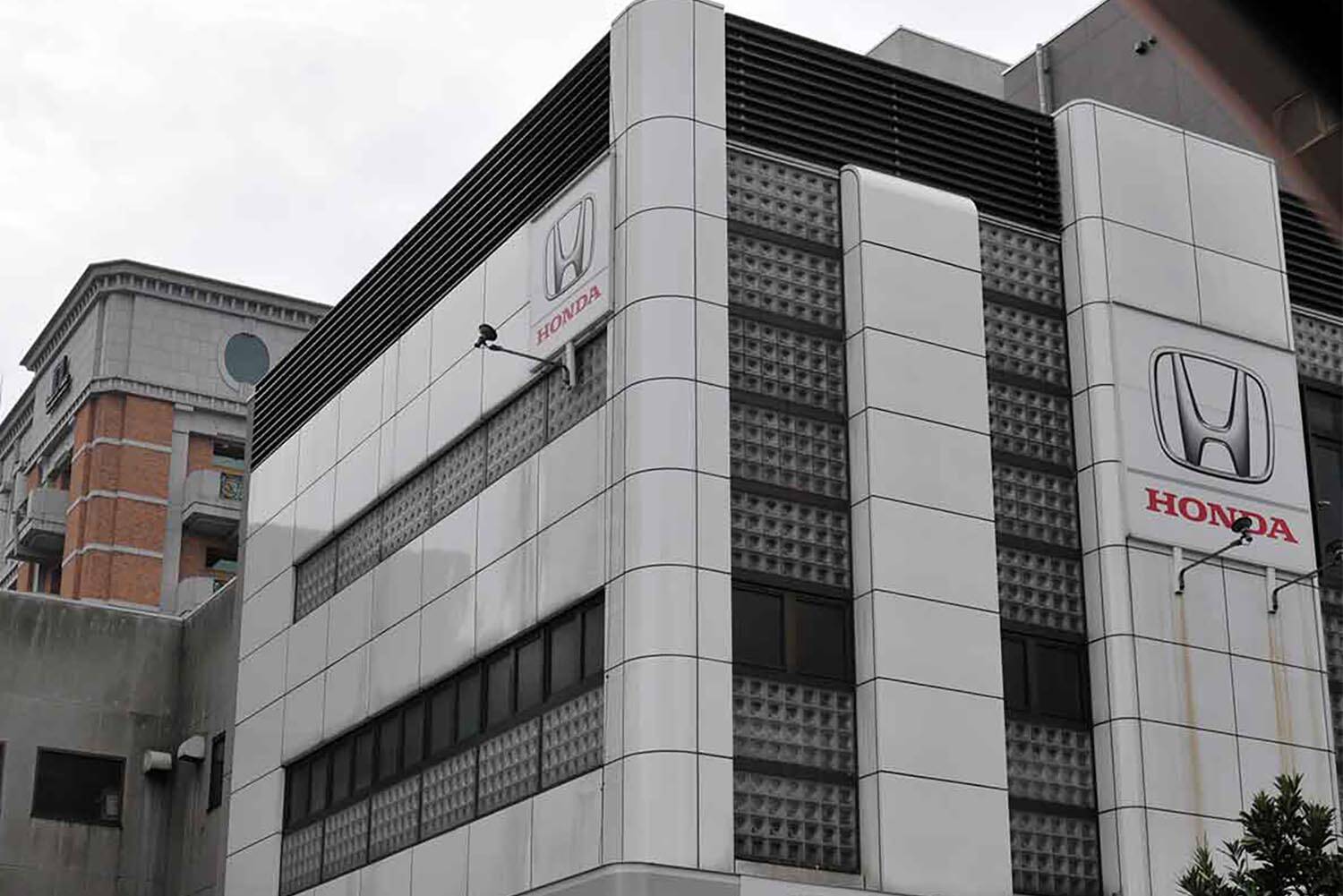 廃止になるから駆け込みで買ったのに……復活だと!?　ホンダの「復活商法」に隠された意味