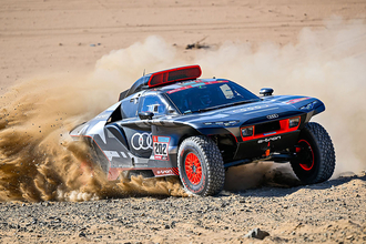 仰天スタイルでダカールラリーに参戦した「アウディ」！　負けず劣らずの「イカツ系」ラリー車たち