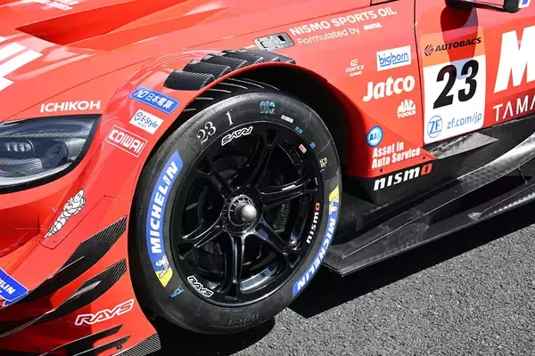 「GT-Rから新型ZへスイッチしたGT500！　シャシーは踏襲も小顔化の効果は絶大だった」の画像