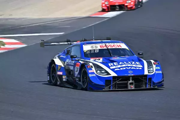 「GT-Rから新型ZへスイッチしたGT500！　シャシーは踏襲も小顔化の効果は絶大だった」の画像