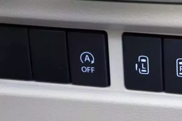 「新車カタログをみると燃費が２種類あるけどナゼ？　WLTCとJC08モード燃費の違いとは」の画像