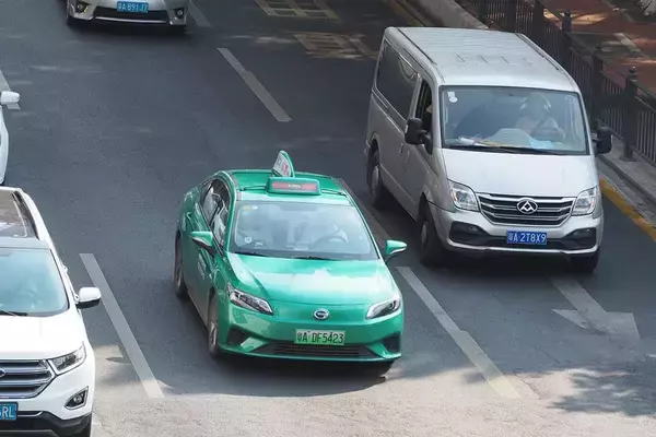 「日本でまさかの拳銃を使ったタクシー強盗発生！　キャッシュレス化で現金をもたない仕組み作りが一番の解決策」の画像