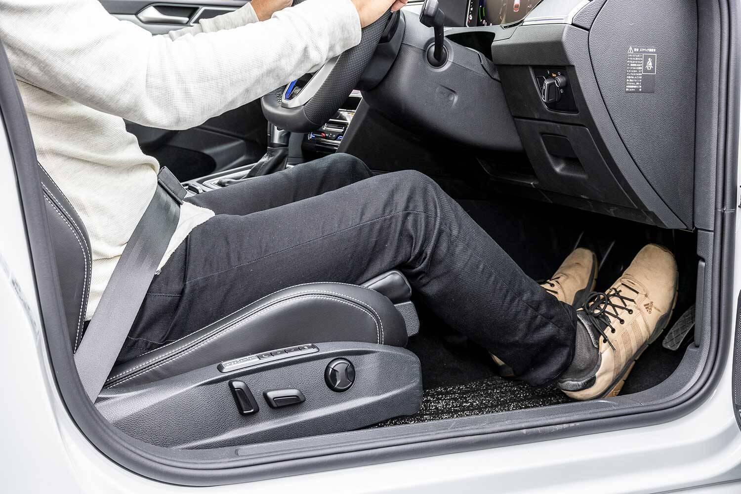 長距離走行でドライバーを襲う「腰痛」！　地獄の痛みから解放される手段を考えた