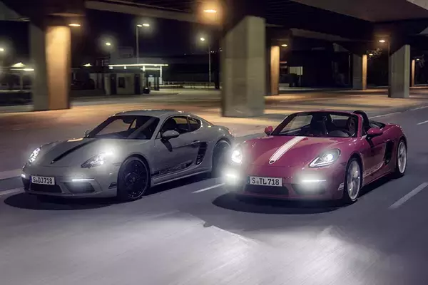 964型911に設定されていた紫色の復活で昭和オヤジが歓喜！　ポルシェ718ボクスター／718ケイマン「スタイルエディション」を発表