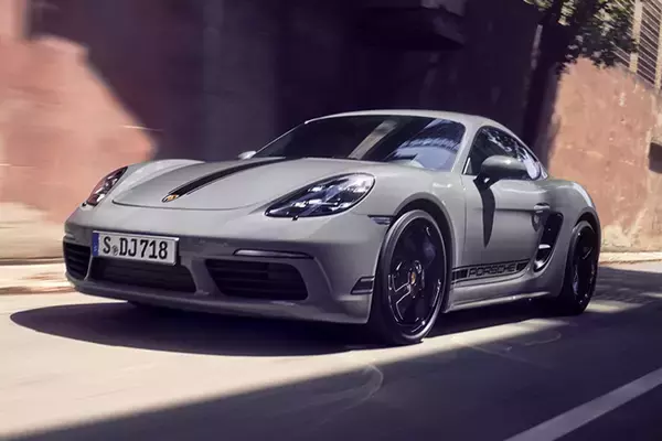 「964型911に設定されていた紫色の復活で昭和オヤジが歓喜！　ポルシェ718ボクスター／718ケイマン「スタイルエディション」を発表」の画像