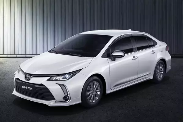 「カローラの改良モデルを注文したら想定外の変更でビックリ！　エンジンに期待もリヤサス改変は果たして？」の画像