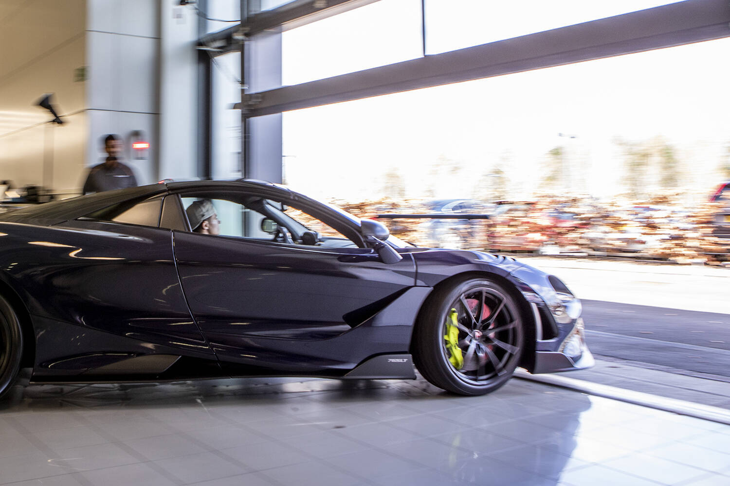 若きF１ドライバーがプロデュースした世界に１台だけのマシン！　ランド・ノリス 仕様のマクラーレン 765LT Spider をお披露目