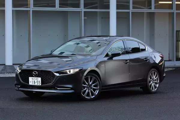 現行は２車種のみ！　現在のマツダのセダンと過去の名車を振り返る