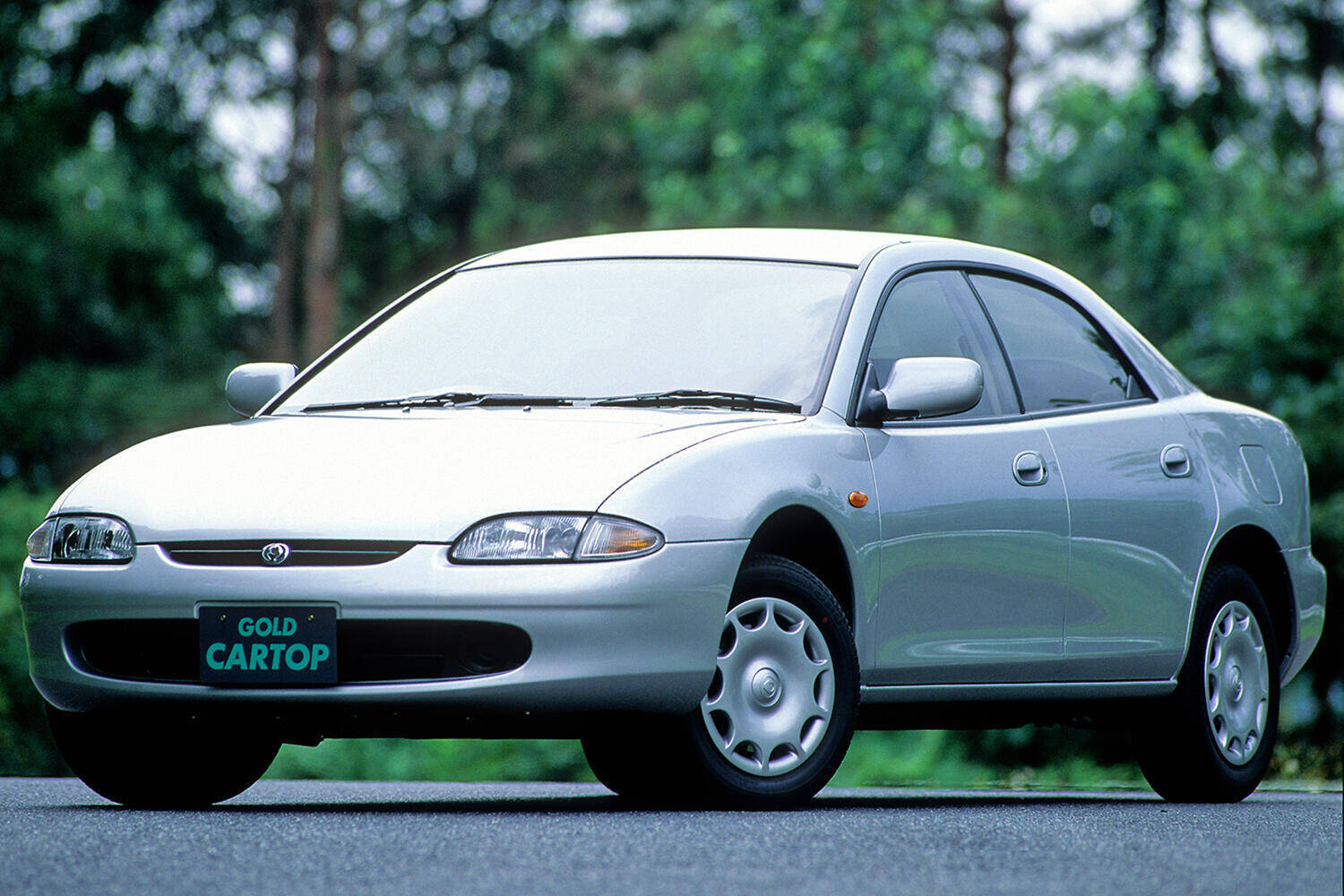 現行は２車種のみ！　現在のマツダのセダンと過去の名車を振り返る