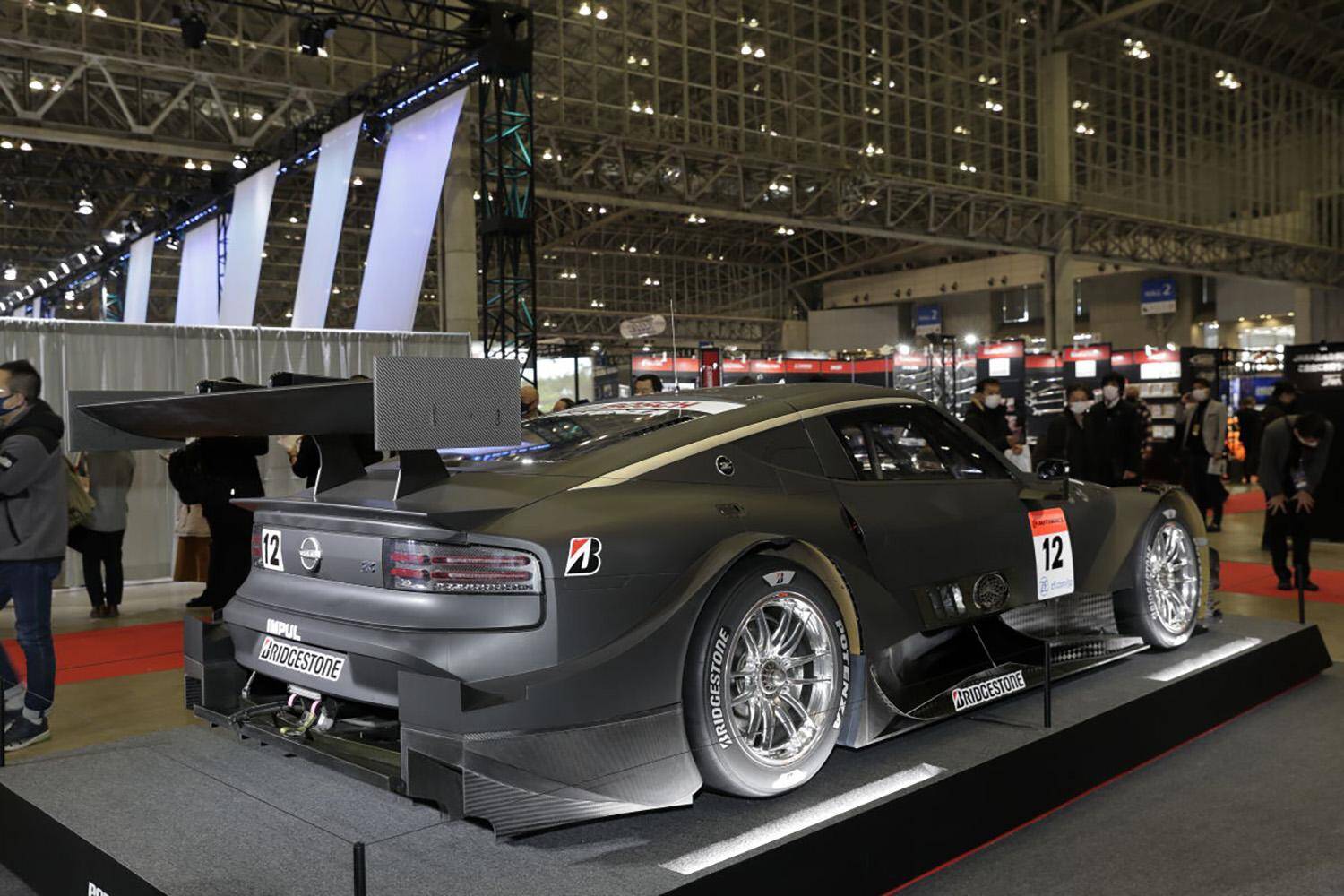 新型フェアレディZのGTマシンをさりげなく展示！　「限界を楽しめ」と豪語するブリヂストンの豪華な展示【東京オートサロン2022】