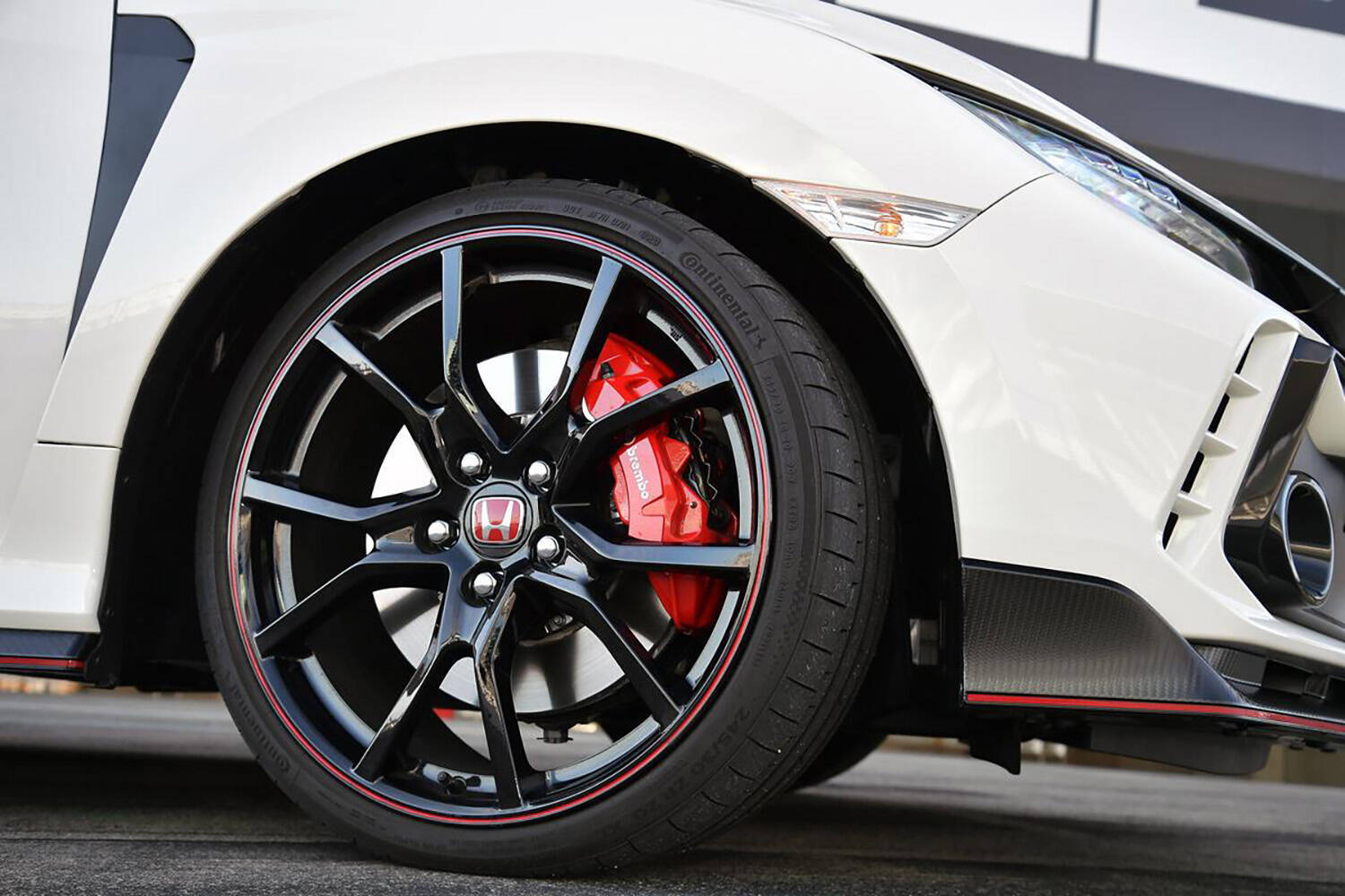 クルマ好きに根強い「FFアレルギー」！　やっぱり「スポーツ走行はリヤ駆動」は正しいのか考えてみた