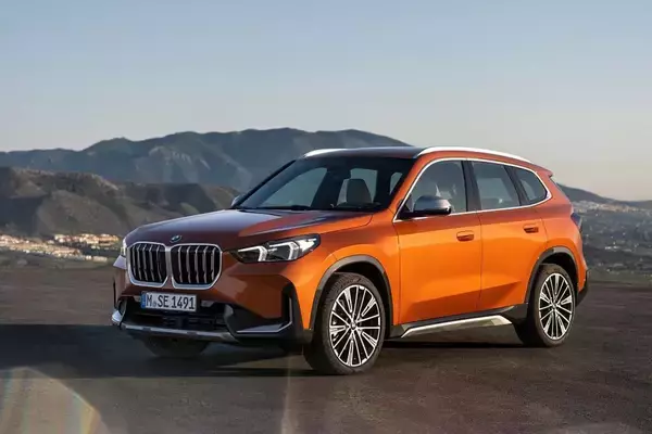 BMW X1として初となる48Vマイルドハイブリッド＋ディーゼル！　高い燃費性能を備えた「xDrive 20d」で駆けぬける歓び