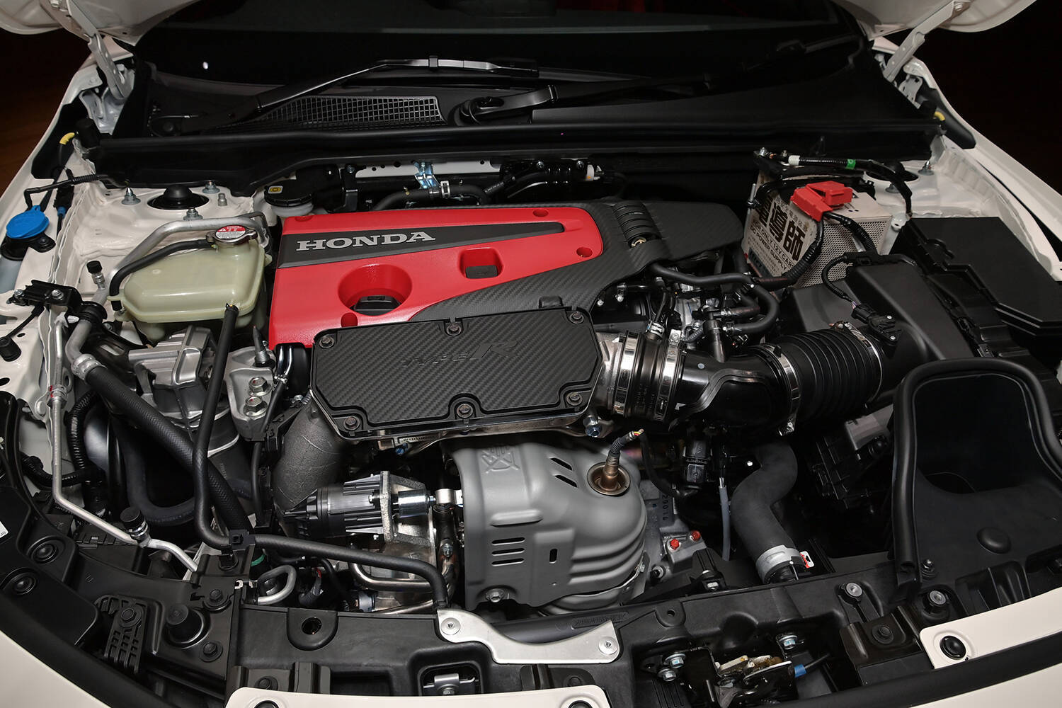 カーボンニュートラル？　わかっちゃいるけどヤメられない！　まだまだ日本はガソリンエンジン車が元気だぞ