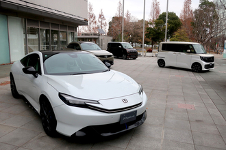 色で競うクルマの賞！　「オートカラーアウォード2025」を受賞したレクサスESとヤマハYZFの色とは？