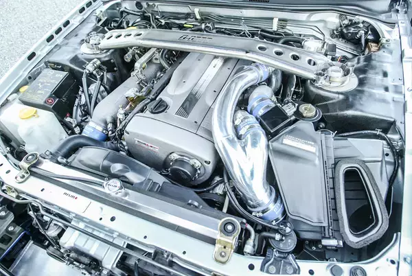 「１億も見えてきた!!　スカイラインGT-Rの中でもさらに特別な「限定モデル」５台の「目玉が飛び出る」おったまげ中古価格」の画像