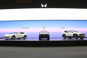 衝撃のEVプロジェクト中止を発表したホンダ！　涙にくれるファンの前に「Honda0 α」実走開始のニュースが飛び込んできた