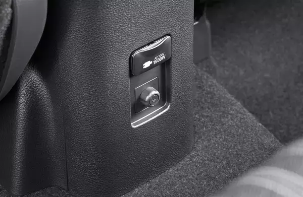 「「ただの雨」「ただの風」感覚じゃ危険！　日本全国を襲う「異常気象」によるクルマへの被害と対策をじっくりと考えた」の画像