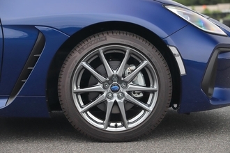 アルミが買えない人の化粧パーツ……がいまやお宝ってマジか！　廉価グレード御用達のホイールキャップがいまめちゃくちゃ人気になっていた