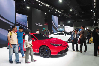 急きょ新型車を発表って異例中の異例！　マレーシアのモーターショーで韓国ヒョンデが開催４日目に新型「スターゲイザー」を発表の真意とは？