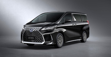 レクサス初のミニバンLMとは？　最高級モデルのプレミア度は期待以上？