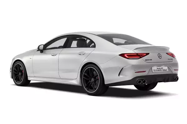 モデルのマギーさんが現金一括購入した日本限定50台の「バカッ速」クルマとは？