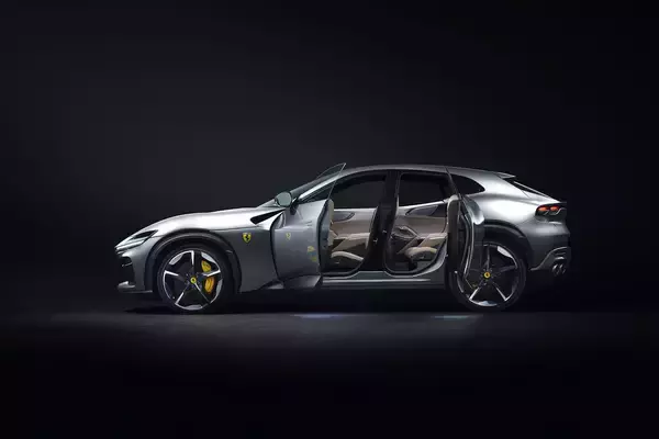 「フェラーリのSUVは現地価格で約5600万円！　ブランド初の4ドアモデルとなるプロサングエを発表」の画像