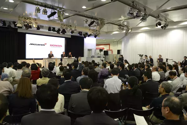 「ホンダがモータースポーツに関する緊急記者会見を開催！　2026年からのＦ１復帰に関する発表か？」の画像