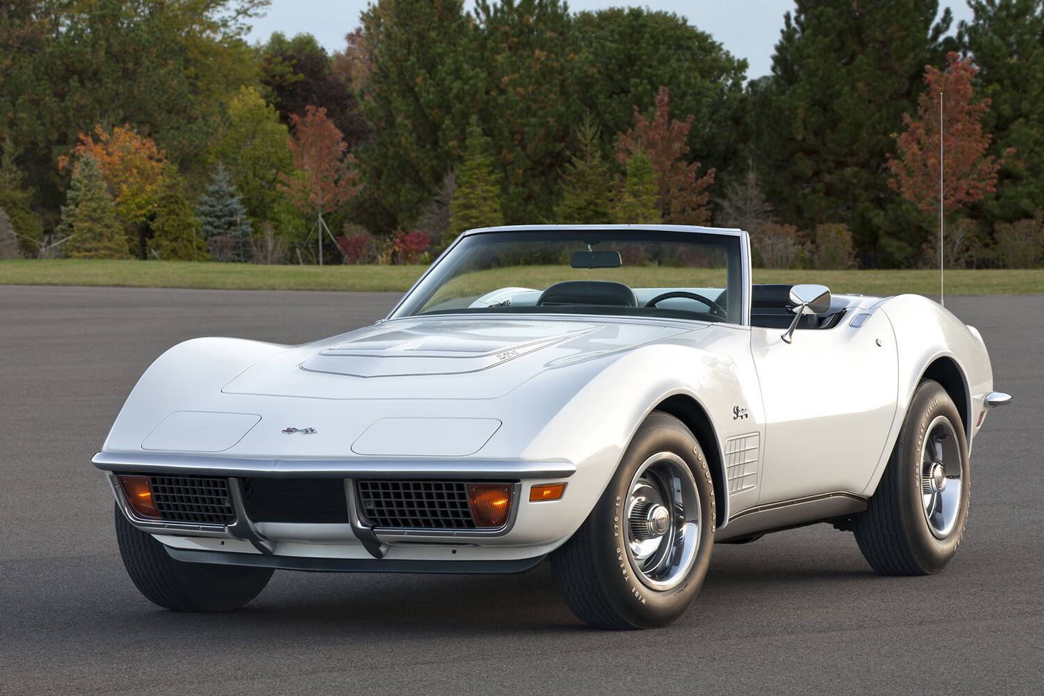 トヨタ2000GTに見た目も名前もソックリなオペル1900GT！　でもこんな横回転式ヘッドライトは唯一無二!!