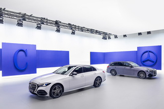 EV時代にもエンジンを進化させてきたメルセデス・ベンツ！　新型「Cクラス」が新世代ターボで実現した“ラグなし”の衝撃