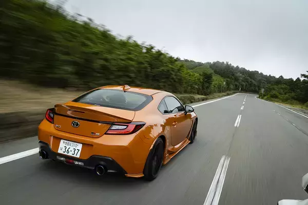 「素性の良さをワークスがブラッシュアップ！　トムスが手がけるベースコンプリートカー「TOM'S GR86 TS」を発売」の画像