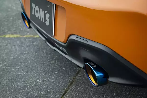 「素性の良さをワークスがブラッシュアップ！　トムスが手がけるベースコンプリートカー「TOM'S GR86 TS」を発売」の画像