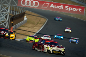 フェラーリがポルシェがランボルギーニが速さで「プリウス」に負ける！　大人気レースの「スーパーGT」では何が起こっているのか？