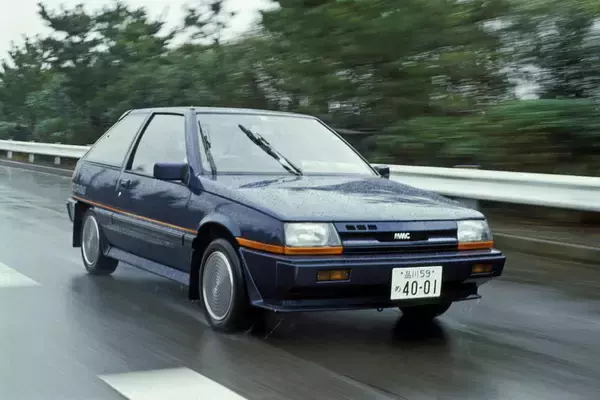 「「エリマキトカゲ」「カッコインテグラ」「くうねるあそぶ」！　CMが大ヒットしたクルマは果たして売れたのか？」の画像