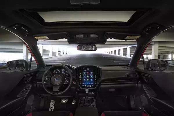 「走りも安全性もパワーアップして生まれ変わった６代目が初公開！　米国にてスバル新型インプレッサを発表」の画像