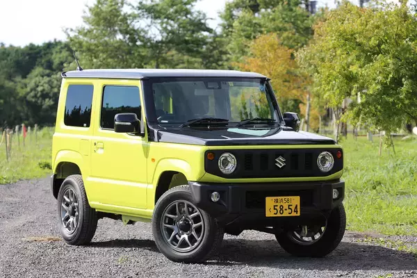 「SUVにはあるのにセダンやミニバンじゃ黄色や水色が選べない！　同じメーカーでもクルマによって「ボディカラー」の設定が異なるワケ」の画像