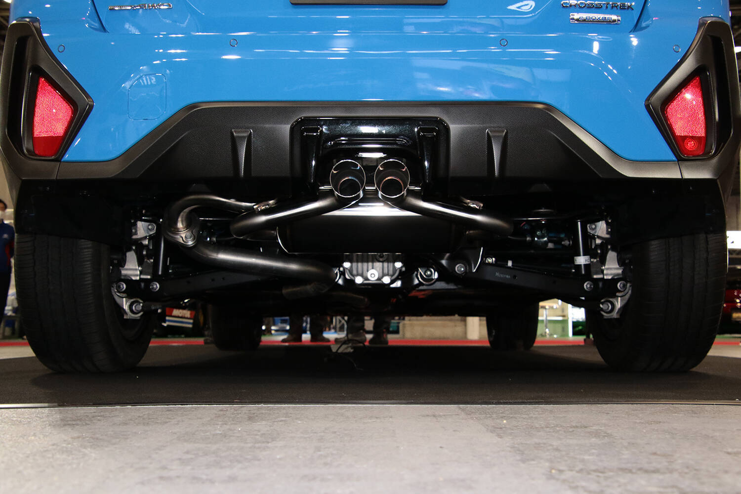 STIがイジるとSUVもここまでスポーティに！　初公開の「クロストレックSTIパフォーマンス」の中身を開発担当に直撃した