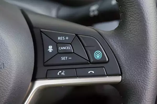 「「しょせん軽」なんて言ってるのは時代に取り残されてる証拠！　乗ったら衝撃を受けること確実のイマドキ軽自動車５選」の画像