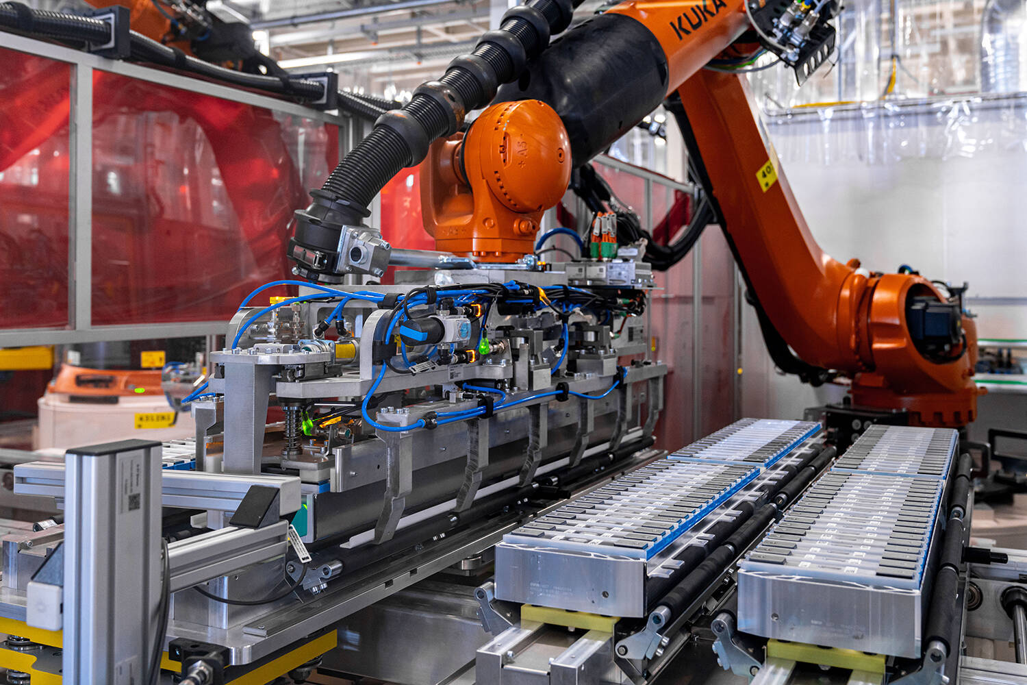 トヨタのFCV継続は素晴らしい！　それでも「水素燃料電池」の世界が訪れる気配が見えない理由