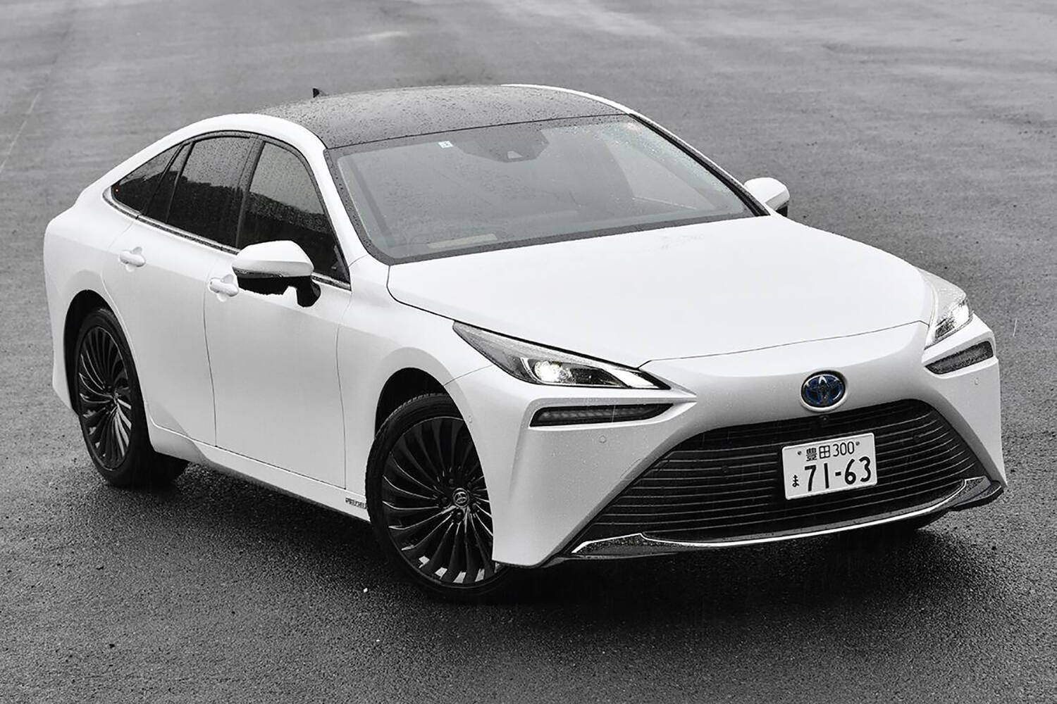 ズボラ派は購入厳禁！　買ったあとが地獄の「洗車」が凄まじく面倒くさいクルマとは