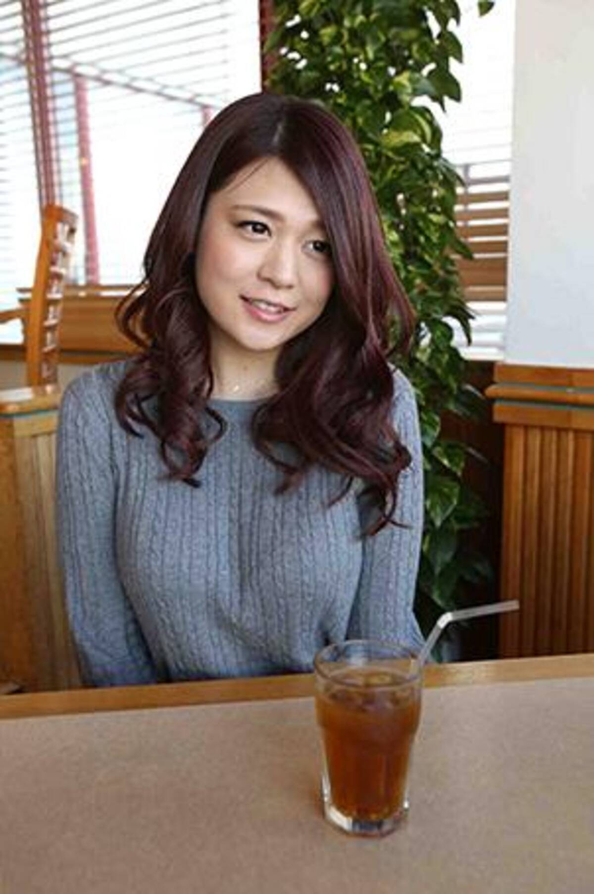 6股スクープ 狩野しゃんと 複数プレイ しました 巨乳セクシー女優が実名告白 16年2月26日 エキサイトニュース