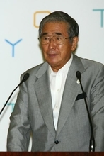 石原慎太郎「公開処刑」で豊洲新市場売却か 浮上したヤクルト、FC東京の新球場計画