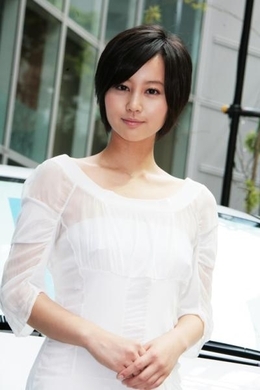 上原あずみ フライデー でついにav出演を公言 異例の 裏 表 転身は成功するか 12年12月15日 エキサイトニュース